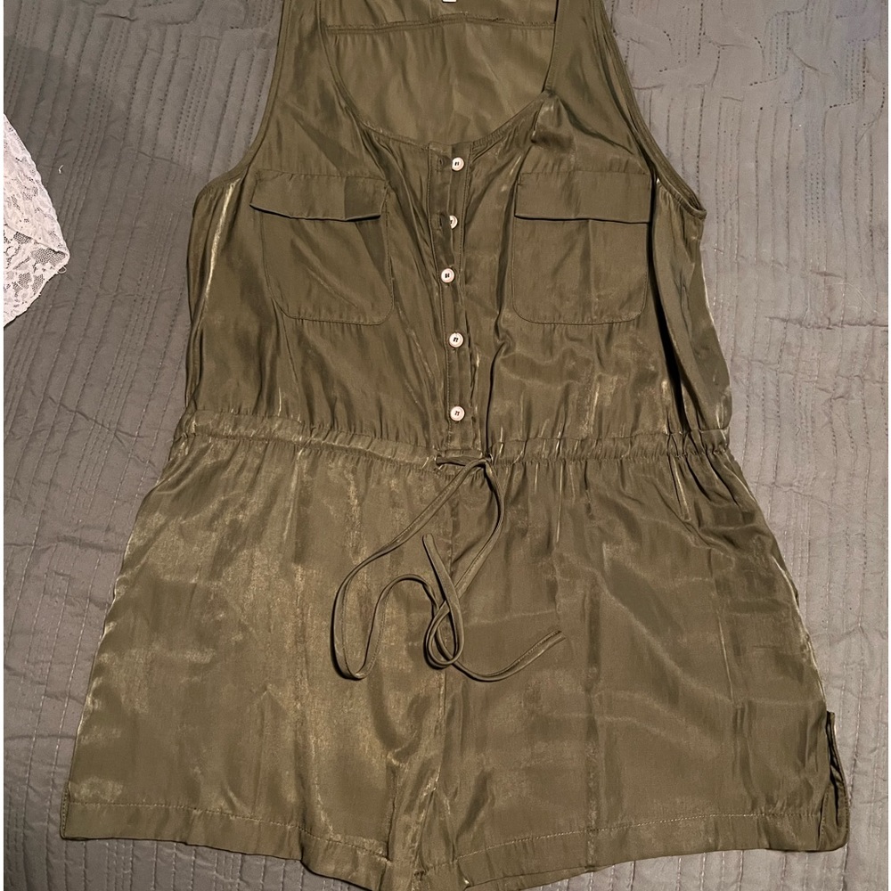 Women’s boutique shorts jumper